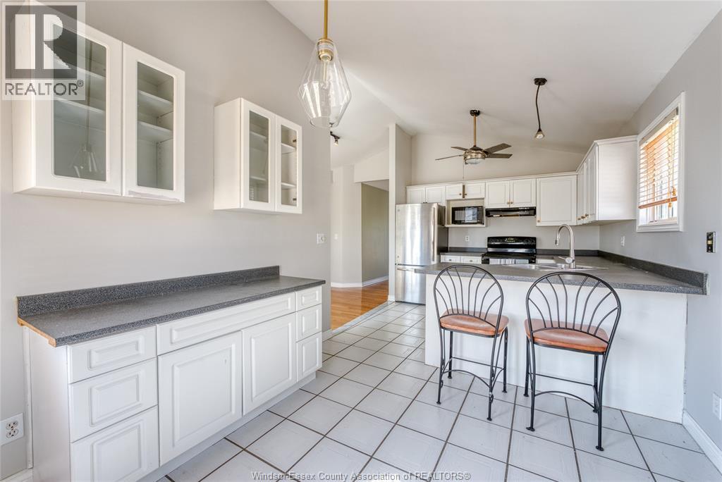 655 Michael DRIVE, Tecumseh, Ontario, N8N4N2 — Photo 13