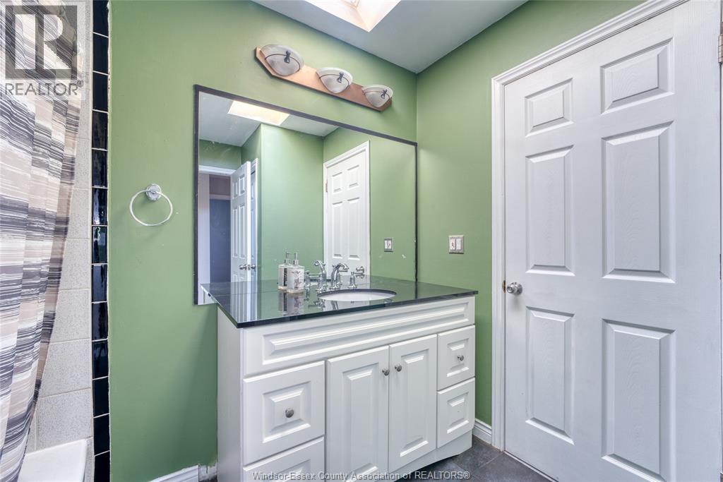 655 Michael DRIVE, Tecumseh, Ontario, N8N4N2 — Photo 23