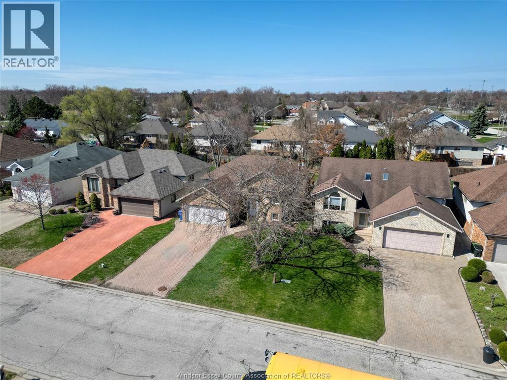 655 Michael DRIVE, Tecumseh, Ontario, N8N4N2 — Photo 5