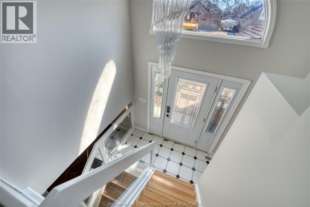 655 Michael DRIVE, Tecumseh, Ontario, N8N4N2 — Photo 7