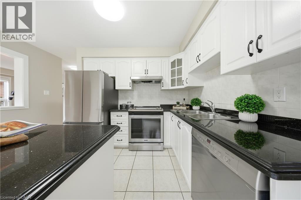 85 PROFESSOR'S LAKE Parkway, Brampton, Ontario, L6S4T4 — Photo 16