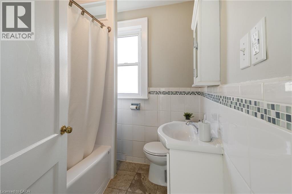 53 EAST 19TH Street, Hamilton, Ontario, L9A4R9 — Photo 14