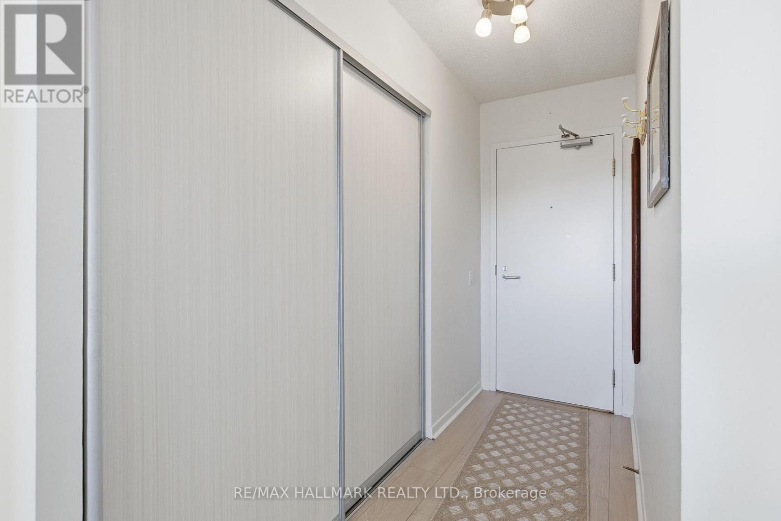 1801 - 21 OVERLEA BOULEVARD, Toronto (Thorncliffe Park), Ontario, M4H1P2 — Photo 18