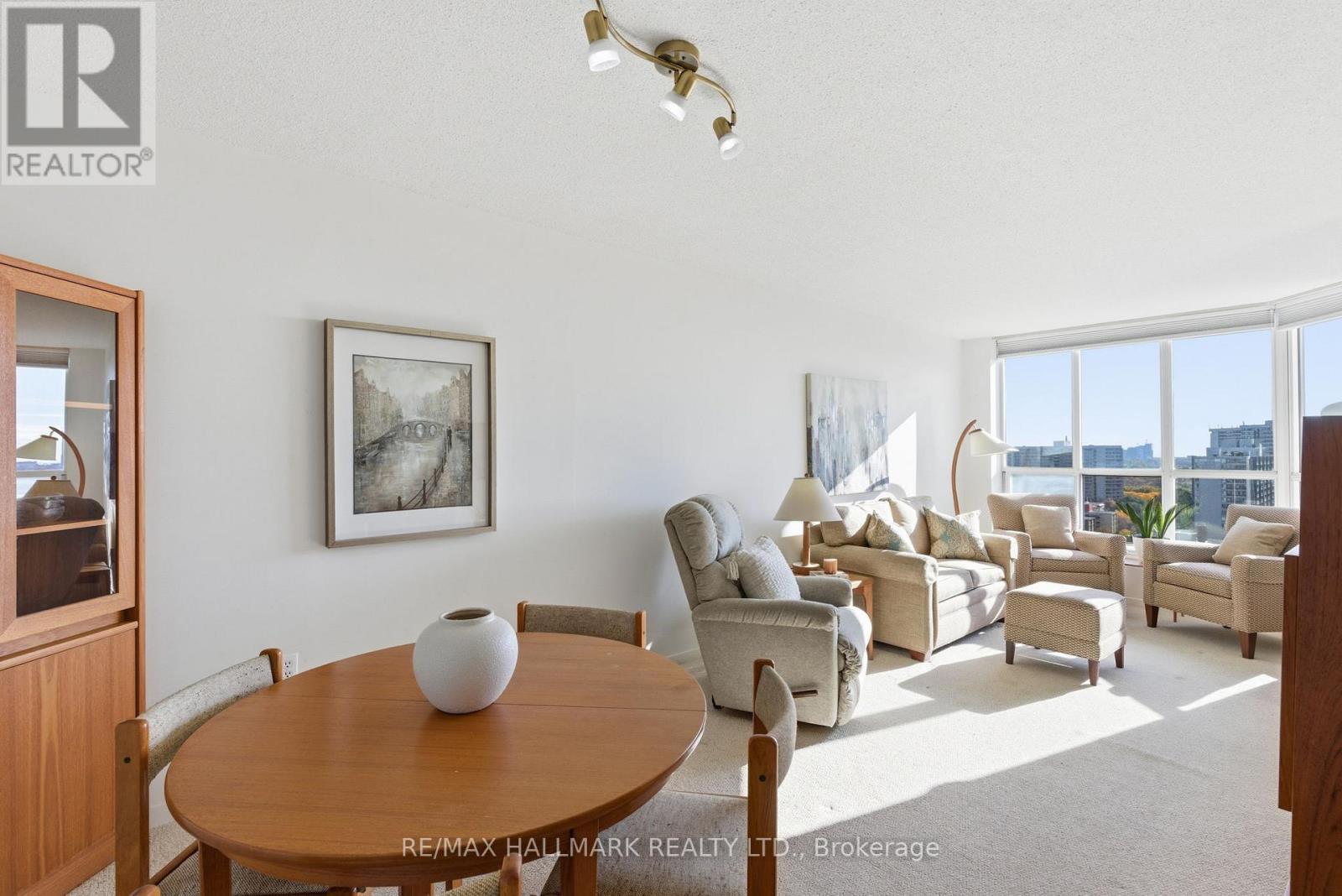 1801 - 21 OVERLEA BOULEVARD, Toronto (Thorncliffe Park), Ontario, M4H1P2 — Photo 6