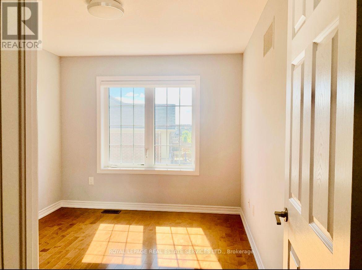 362 THRESHING MILL BOULEVARD, Oakville (JM Joshua Meadows), Ontario, L6H0P6 — Photo 12