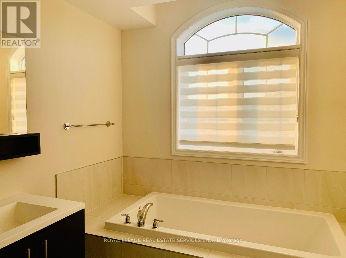 362 THRESHING MILL BOULEVARD, Oakville (JM Joshua Meadows), Ontario, L6H0P6 — Photo 15