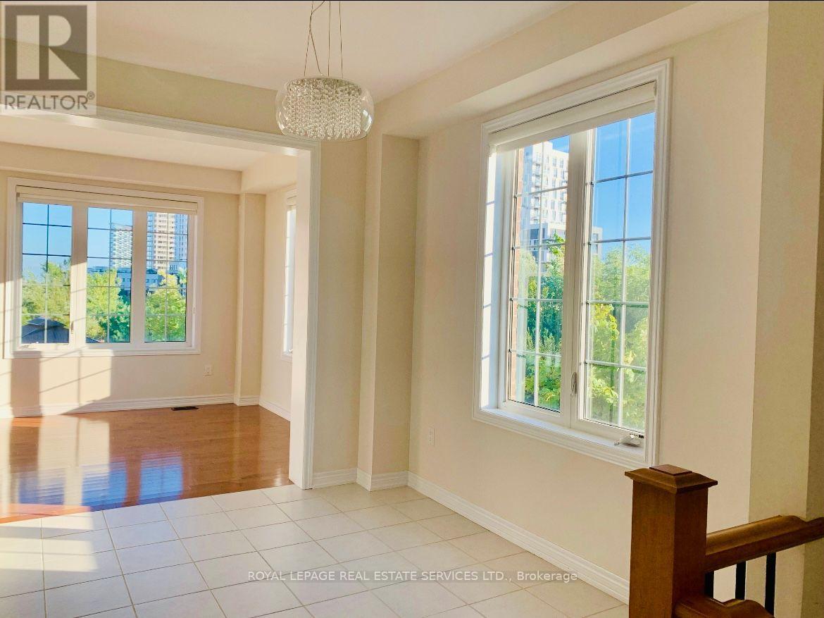 362 THRESHING MILL BOULEVARD, Oakville (JM Joshua Meadows), Ontario, L6H0P6 — Photo 3