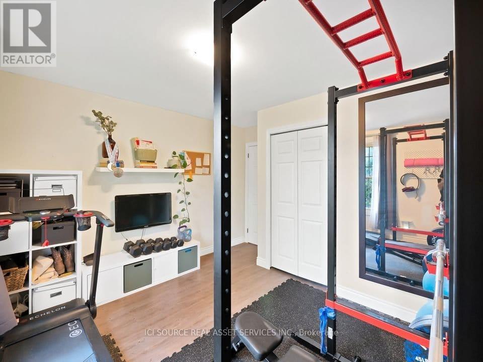 UPPER - 109 JUNE STREET, Hamilton (Greeningdon), Ontario, L9A2R8 — Photo 17