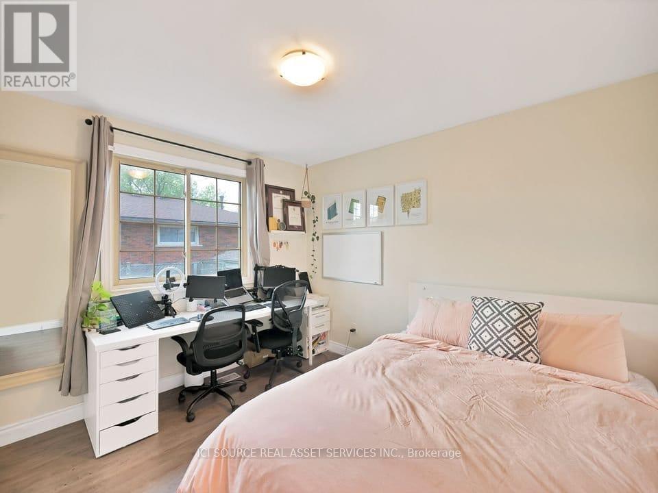 UPPER - 109 JUNE STREET, Hamilton (Greeningdon), Ontario, L9A2R8 — Photo 21