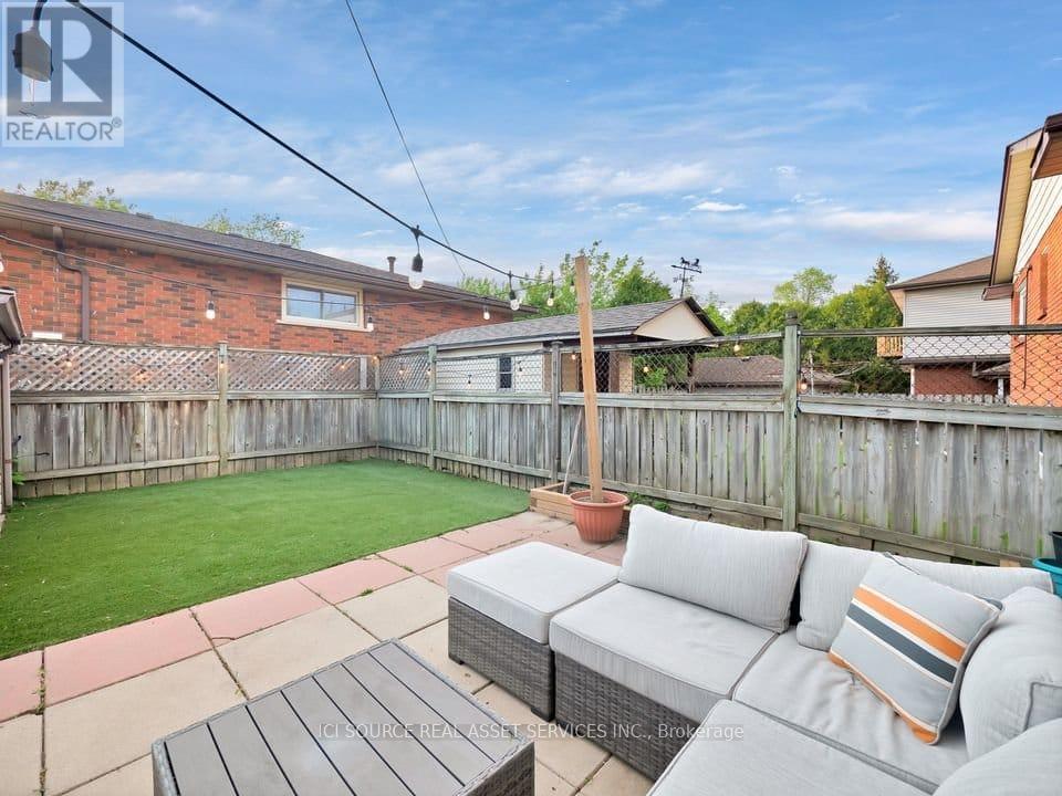 UPPER - 109 JUNE STREET, Hamilton (Greeningdon), Ontario, L9A2R8 — Photo 29