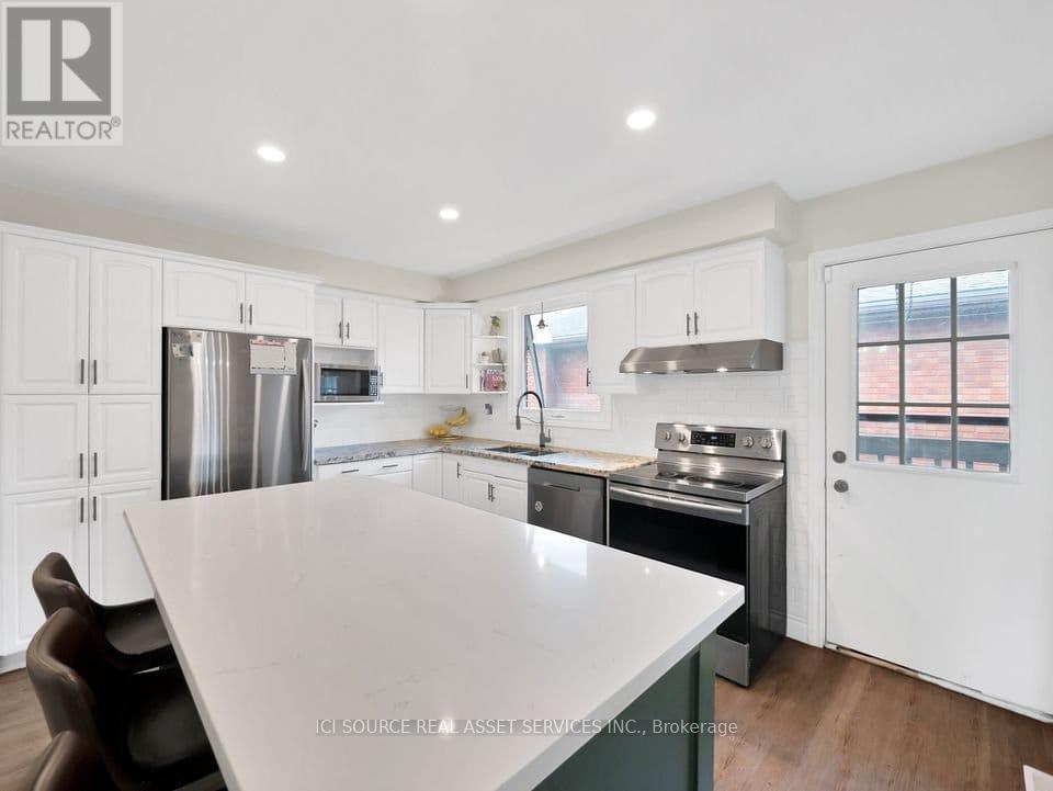 UPPER - 109 JUNE STREET, Hamilton (Greeningdon), Ontario, L9A2R8 — Photo 5