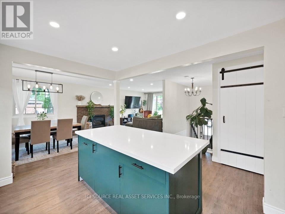 UPPER - 109 JUNE STREET, Hamilton (Greeningdon), Ontario, L9A2R8 — Photo 6