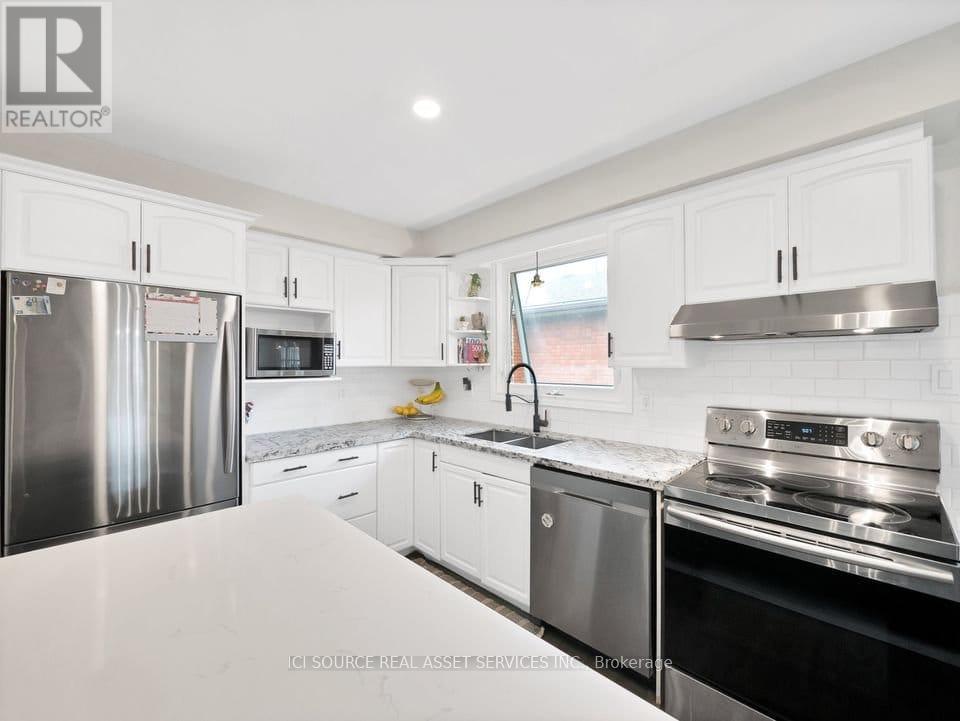 UPPER - 109 JUNE STREET, Hamilton (Greeningdon), Ontario, L9A2R8 — Photo 8