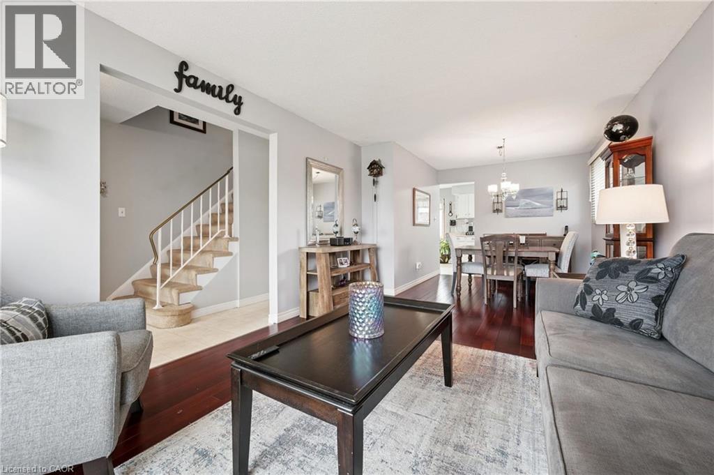 52 TUERR Drive, Kitchener, Ontario, N2E2M1 — Photo 11