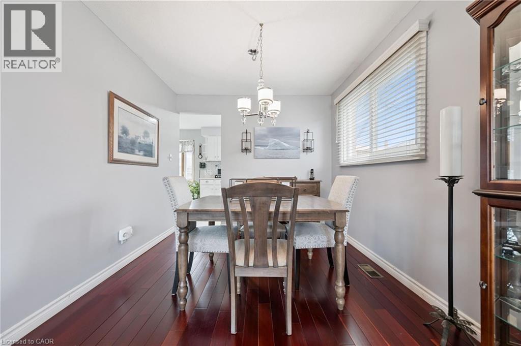 52 TUERR Drive, Kitchener, Ontario, N2E2M1 — Photo 13