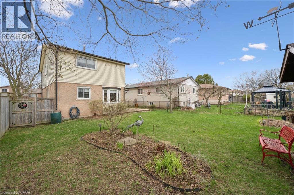 52 TUERR Drive, Kitchener, Ontario, N2E2M1 — Photo 38