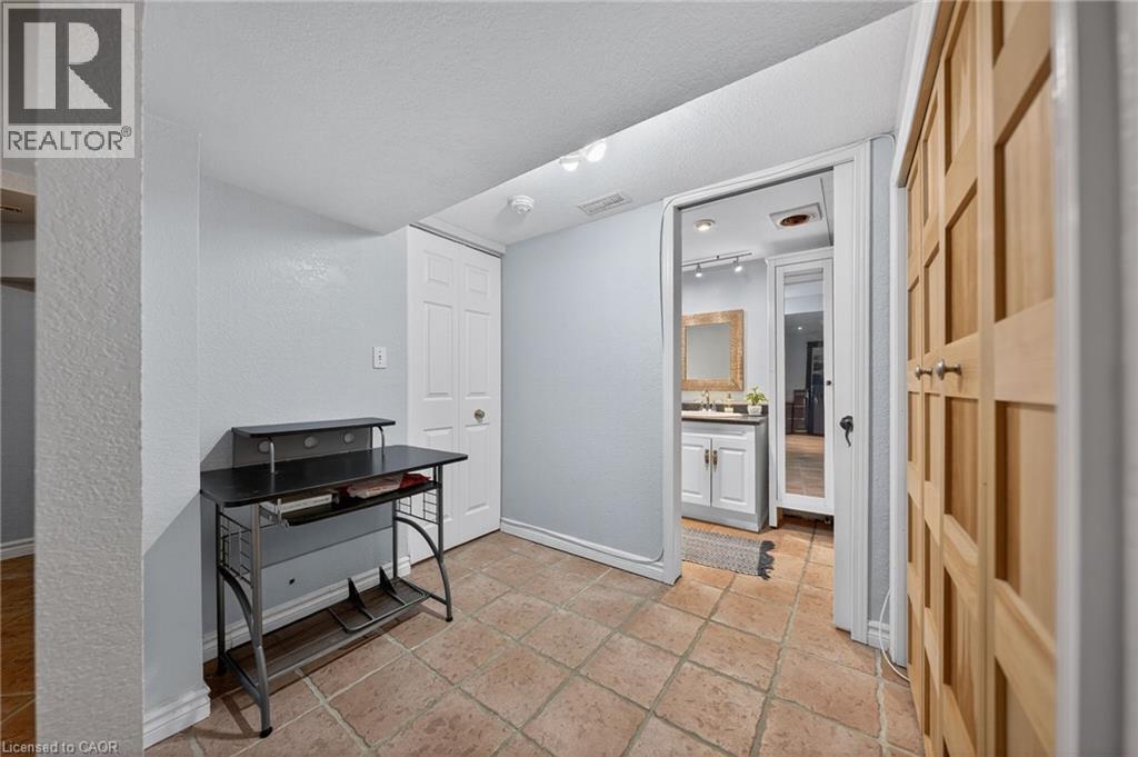 415 MORGAN Avenue Unit# 8, Kitchener, Ontario, N2A2V6 — Photo 24