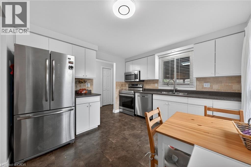 415 MORGAN Avenue Unit# 8, Kitchener, Ontario, N2A2V6 — Photo 8