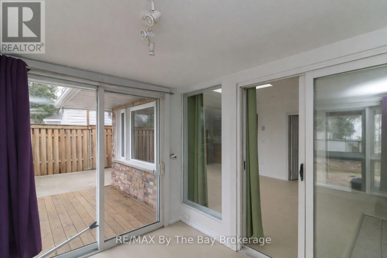 54 HOMEWOOD AVENUE, Wasaga Beach, Ontario, L9Z2M2 — Photo 28