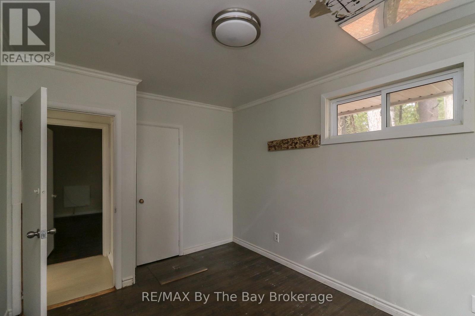 54 HOMEWOOD AVENUE, Wasaga Beach, Ontario, L9Z2M2 — Photo 33