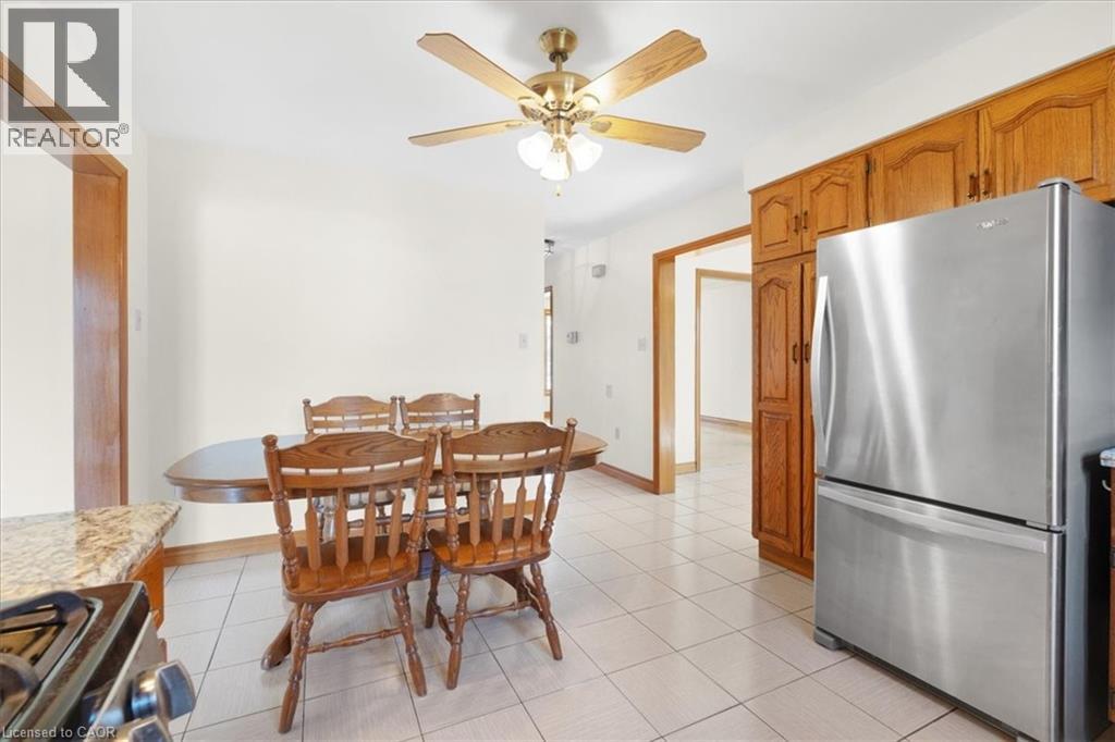 18 MARCEL Place, Hamilton, Ontario, L9B1W3 — Photo 11