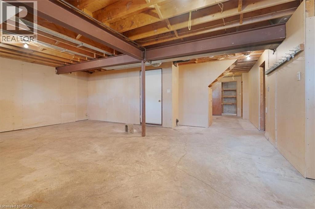 18 MARCEL Place, Hamilton, Ontario, L9B1W3 — Photo 32