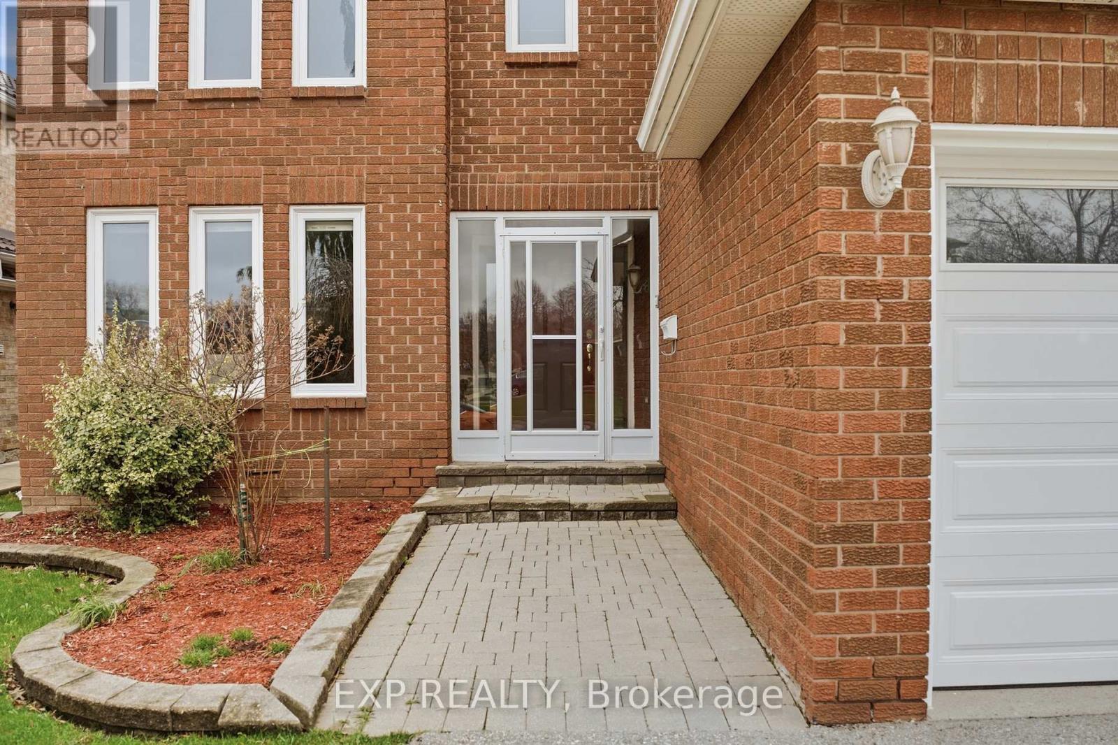 85 PROFESSOR'S LAKE PARKWAY, Brampton (Northgate), Ontario, L6S4T4 — Photo 4