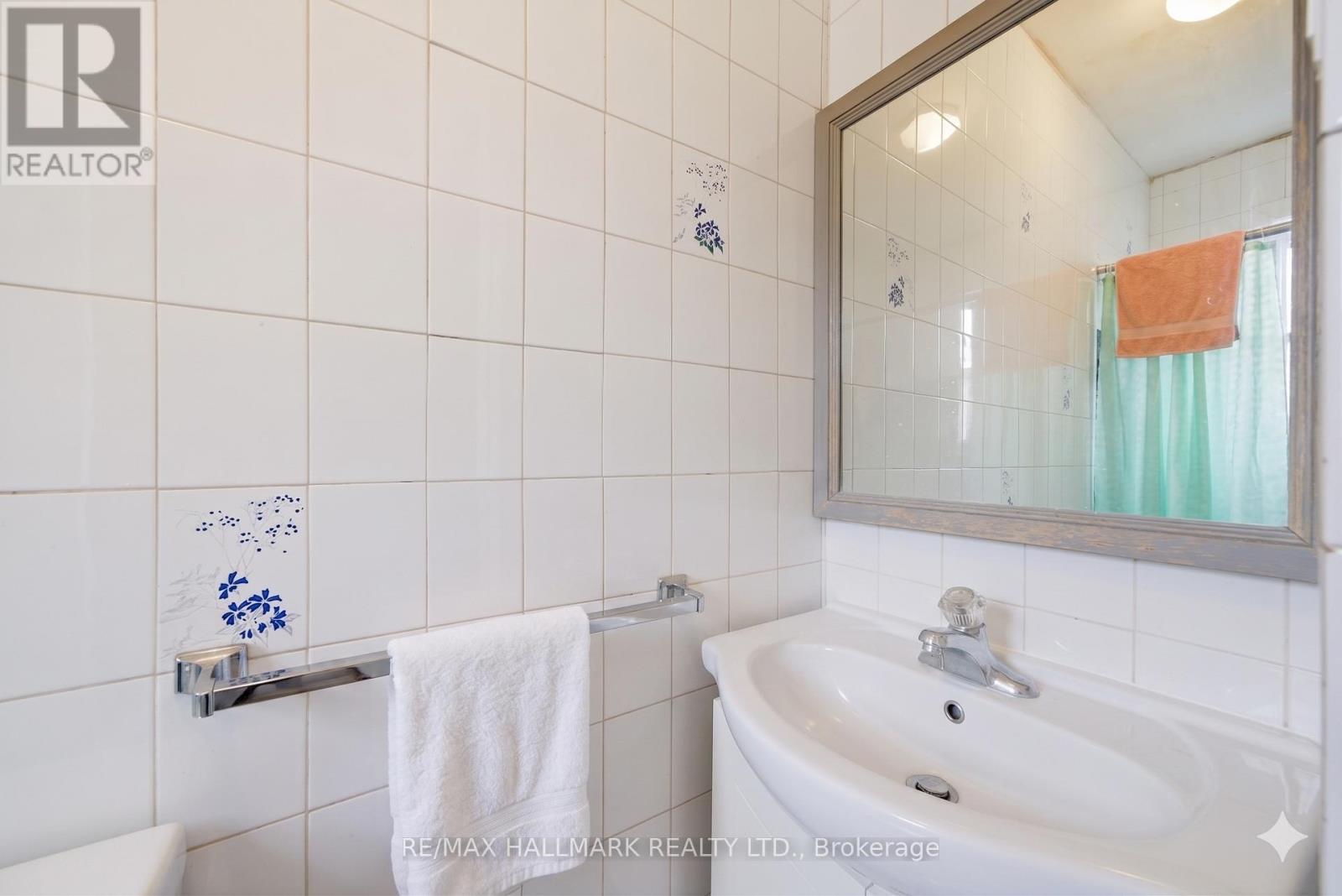 196 LIVINGSTONE AVENUE, Toronto (Briar Hill-Belgravia), Ontario, M6E2M2 — Photo 25