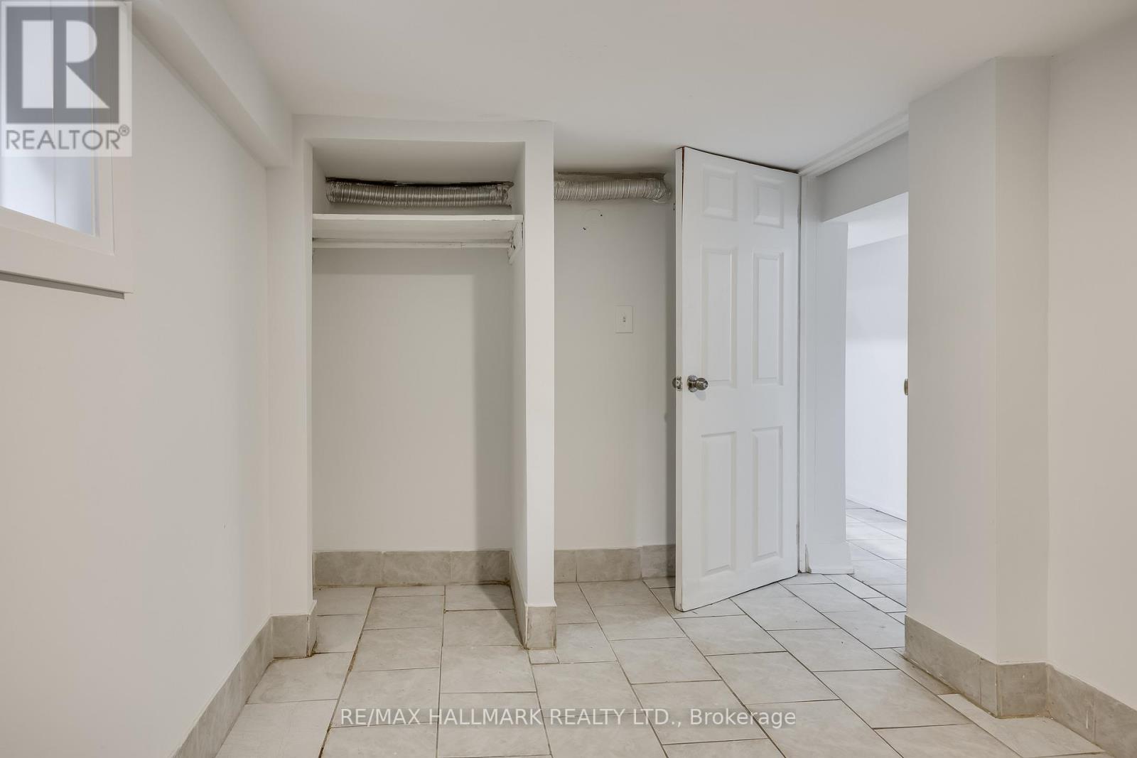 196 LIVINGSTONE AVENUE, Toronto (Briar Hill-Belgravia), Ontario, M6E2M2 — Photo 36