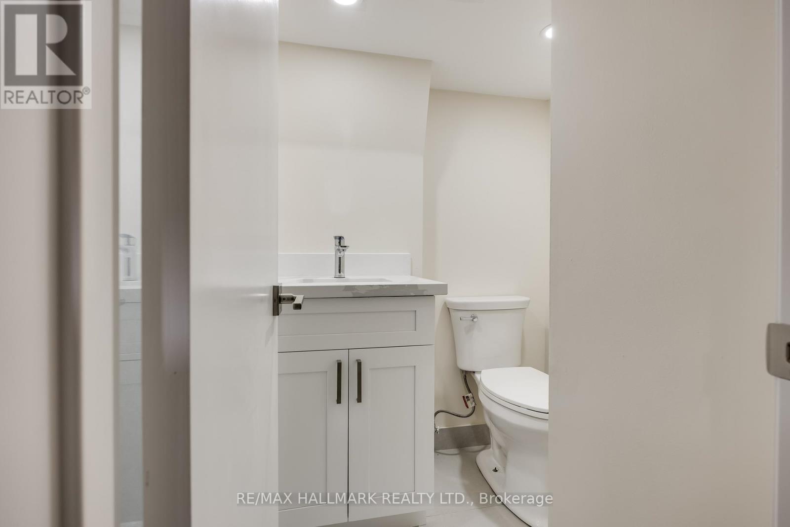 196 LIVINGSTONE AVENUE, Toronto (Briar Hill-Belgravia), Ontario, M6E2M2 — Photo 39