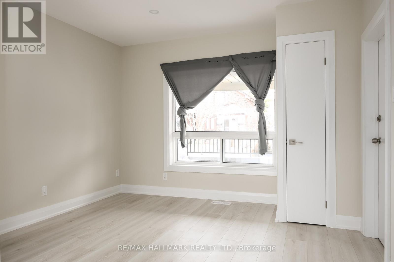 196 LIVINGSTONE AVENUE, Toronto (Briar Hill-Belgravia), Ontario, M6E2M2 — Photo 6