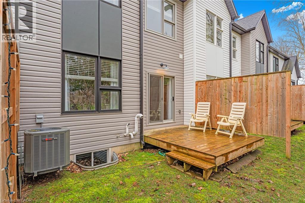 110 FERGUS Avenue Unit# 22, Kitchener, Ontario, N2A0K9 — Photo 31