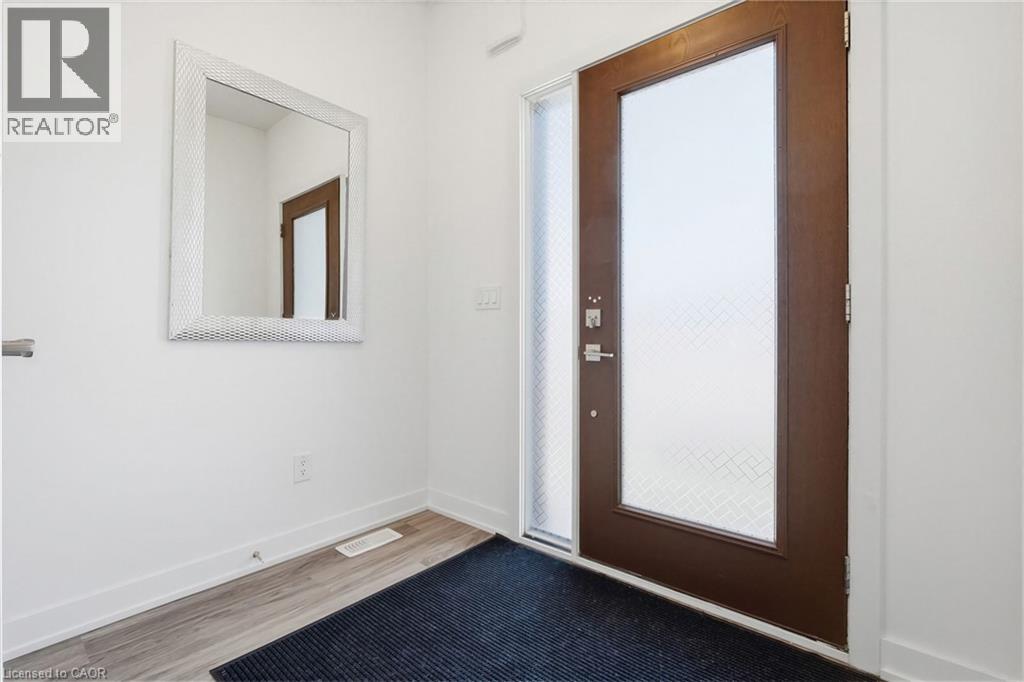 110 FERGUS Avenue Unit# 22, Kitchener, Ontario, N2A0K9 — Photo 5