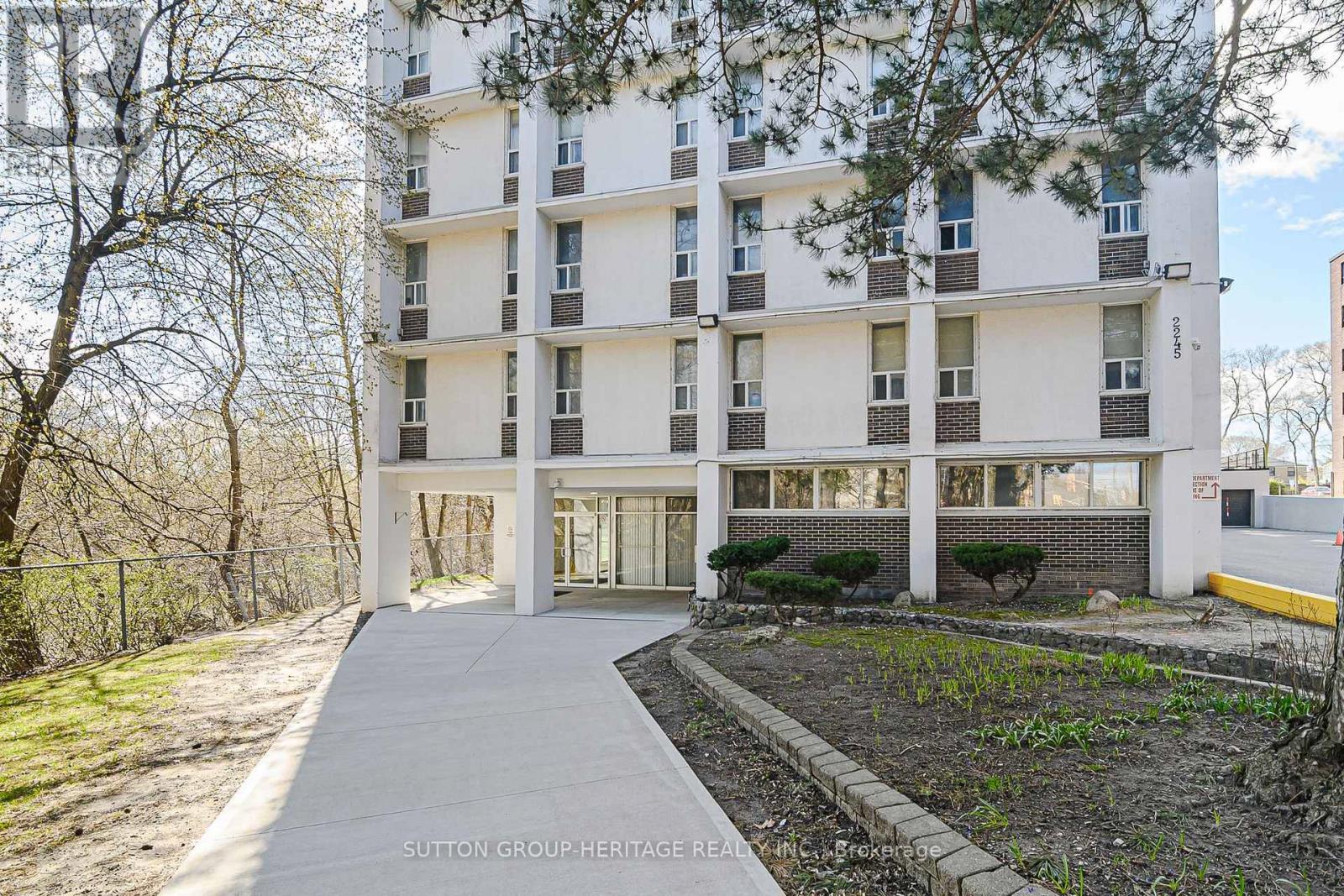 605 - 2245 EGLINTON AVENUE E, Toronto (Ionview), Ontario, M1K2N3 — Photo 3