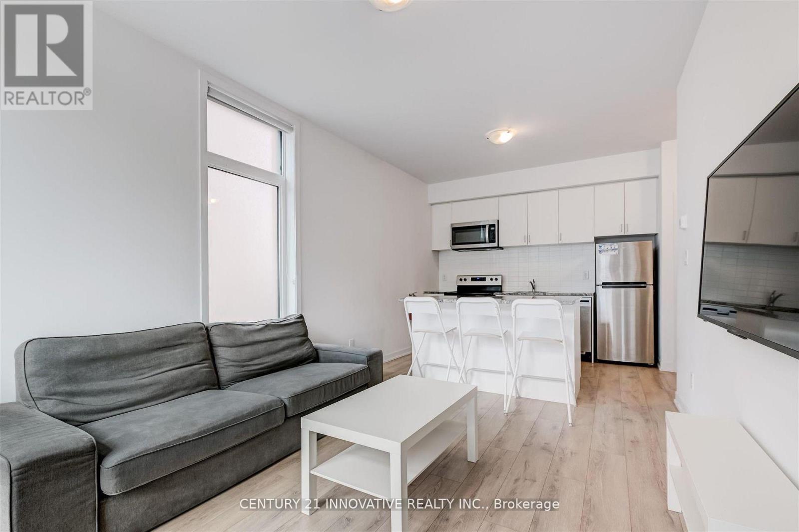 16 - 1720 SIMCOE STREET, Oshawa (Samac), Ontario, L1G4X9 — Photo 2