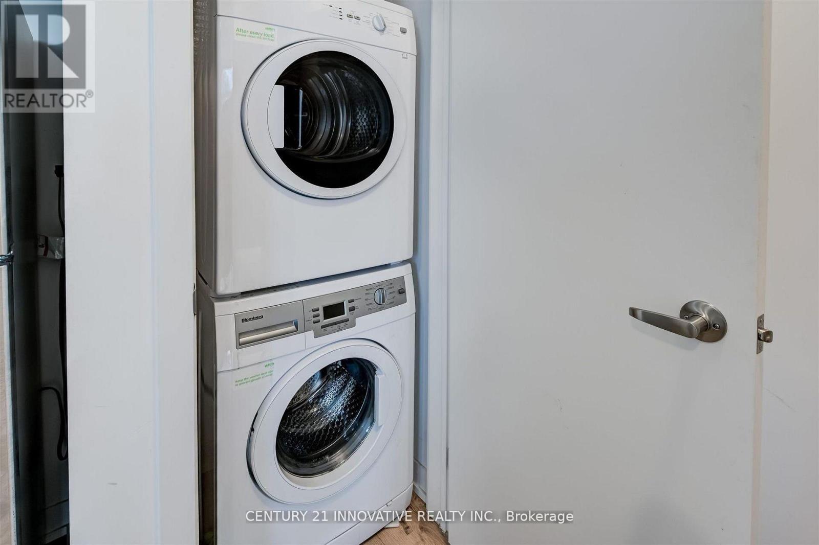 16 - 1720 SIMCOE STREET, Oshawa (Samac), Ontario, L1G4X9 — Photo 4