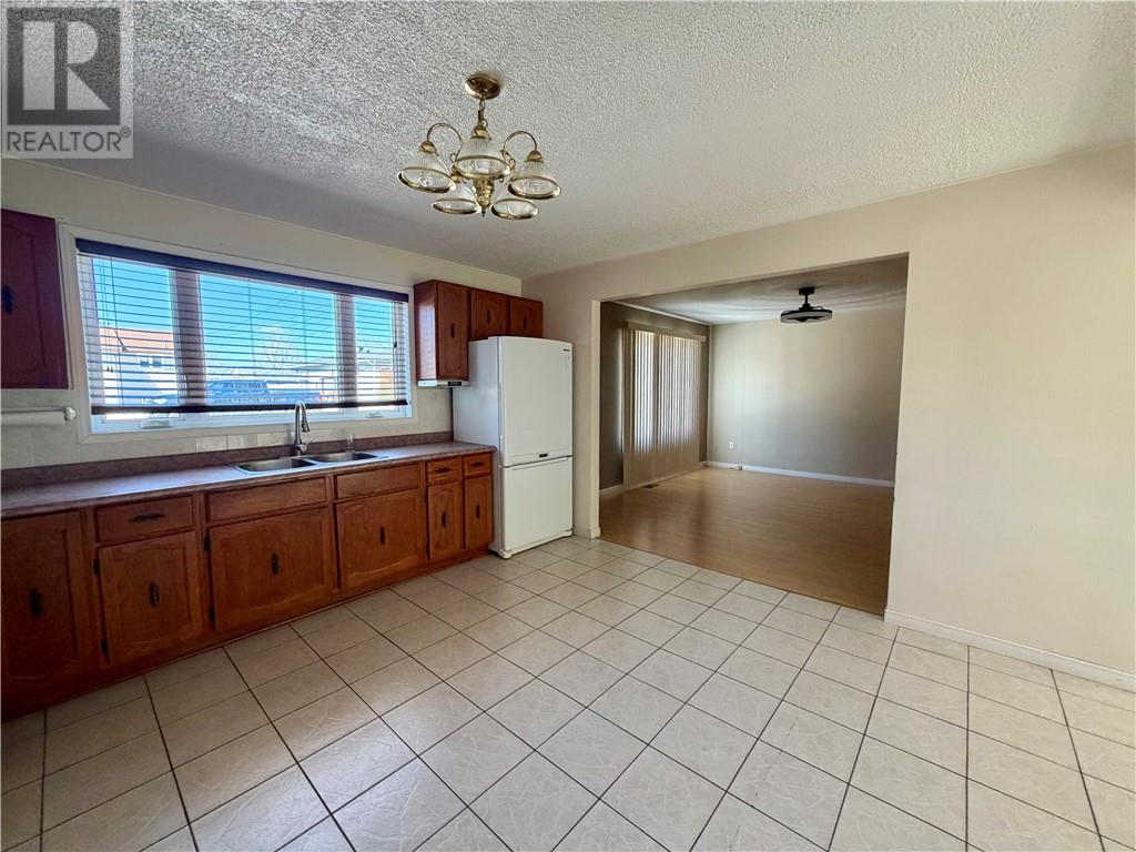 4418 Theresa Avenue, Hanmer, Ontario, P3P1M2 — Photo 4
