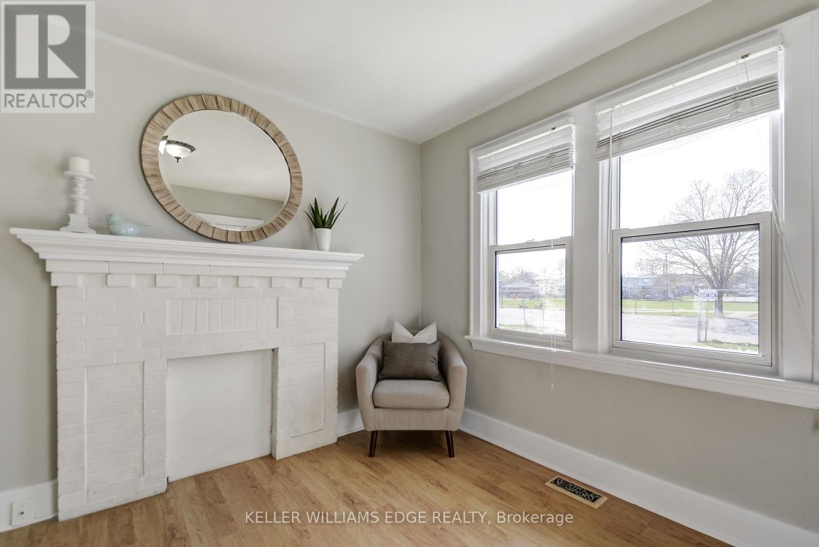 53 EAST 19TH STREET, Hamilton (Inch Park), Ontario, L9A4R9 — Photo 5