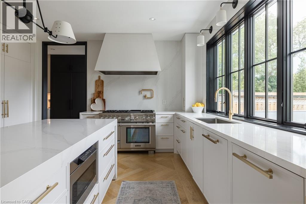 367 SEATON Drive, Oakville, Ontario, L6L3X9 — Photo 12