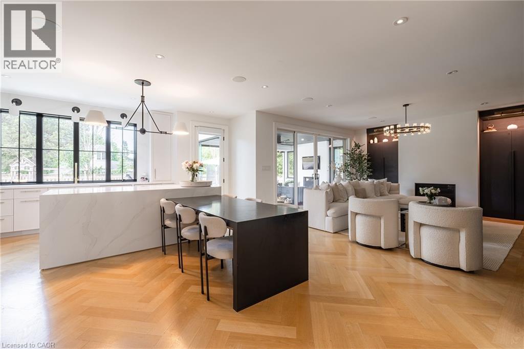 367 SEATON Drive, Oakville, Ontario, L6L3X9 — Photo 6