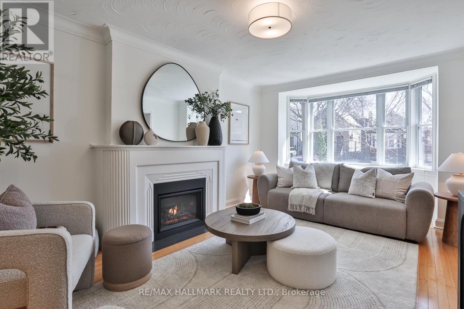 140 EVERDEN ROAD, Toronto (Humewood-Cedarvale), Ontario, M6C3K9 — Photo 2