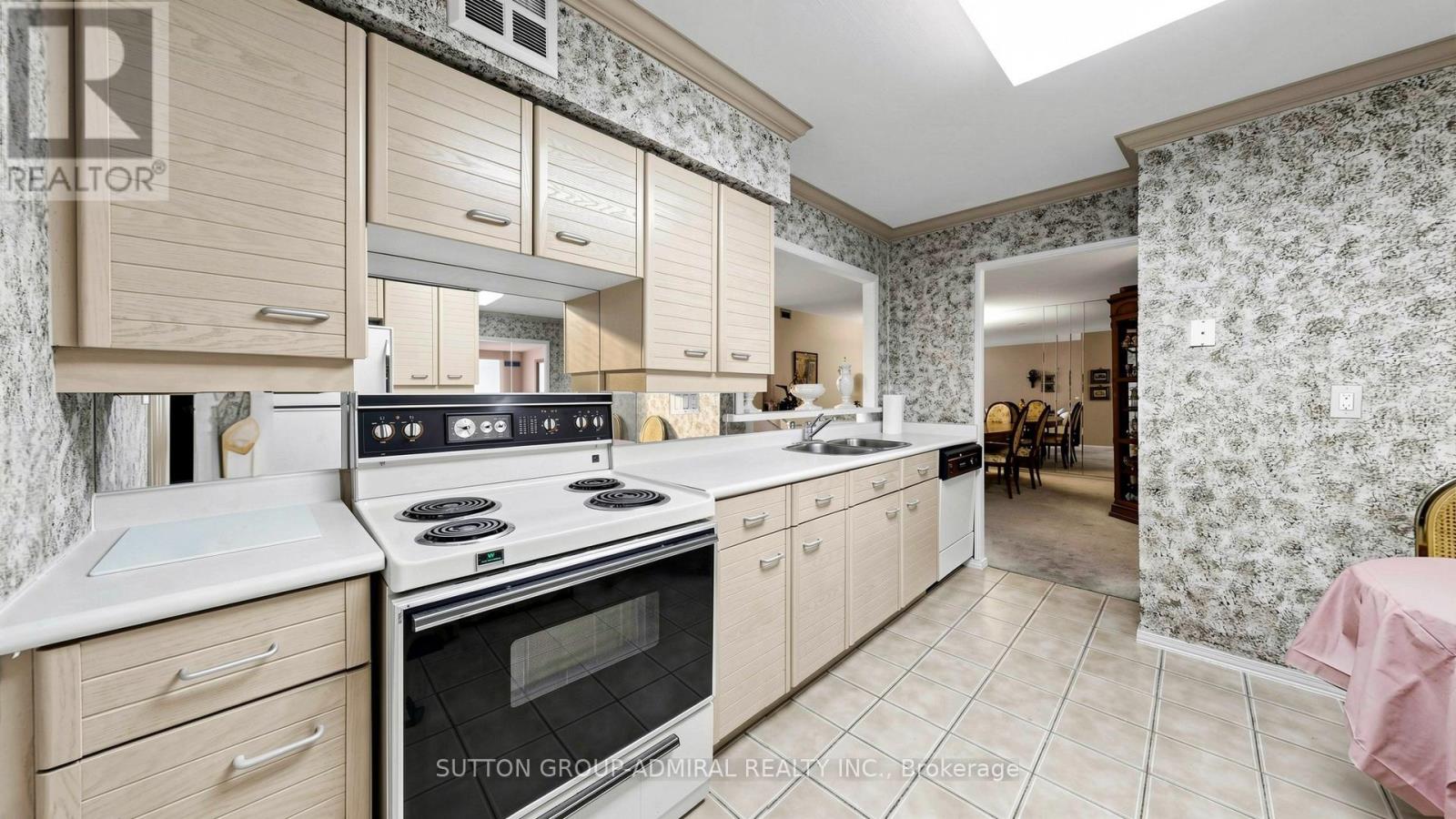 610 - 30 GREENFIELD AVENUE, Toronto (Willowdale East), Ontario, M2N6N3 — Photo 8