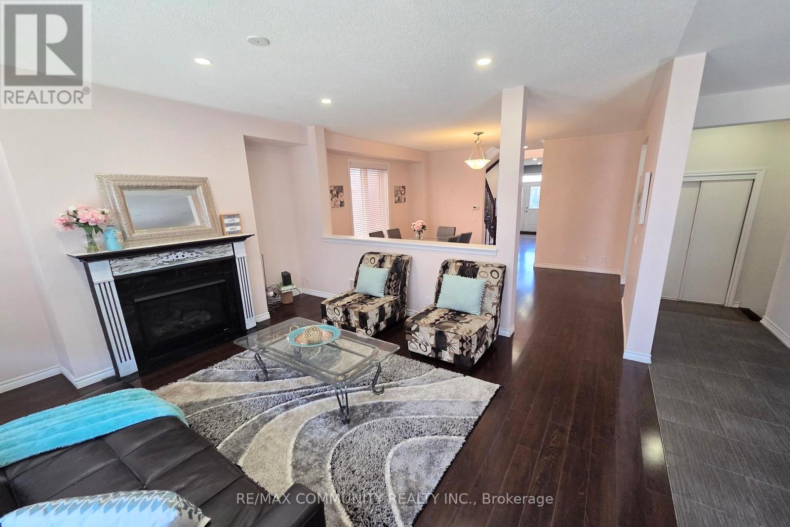 293 PIMLICO DRIVE, Oshawa (Windfields), Ontario, L1H7K4 — Photo 7