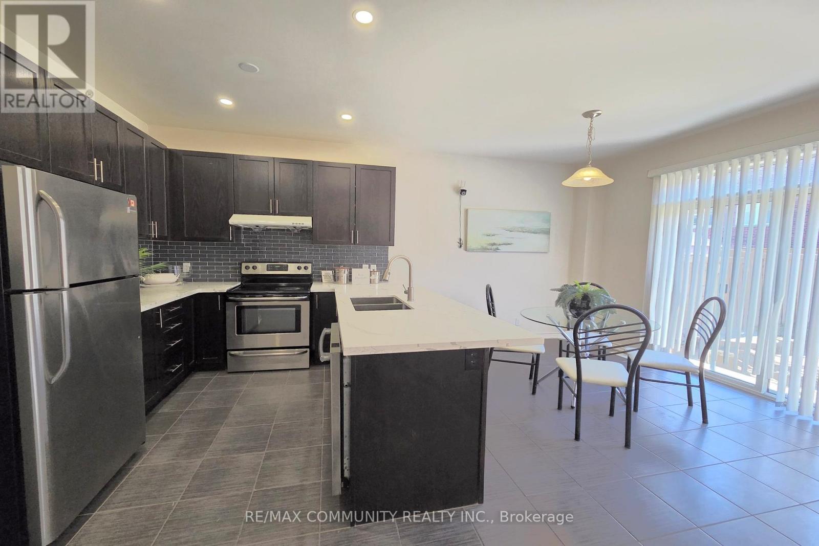 293 PIMLICO DRIVE, Oshawa (Windfields), Ontario, L1H7K4 — Photo 9