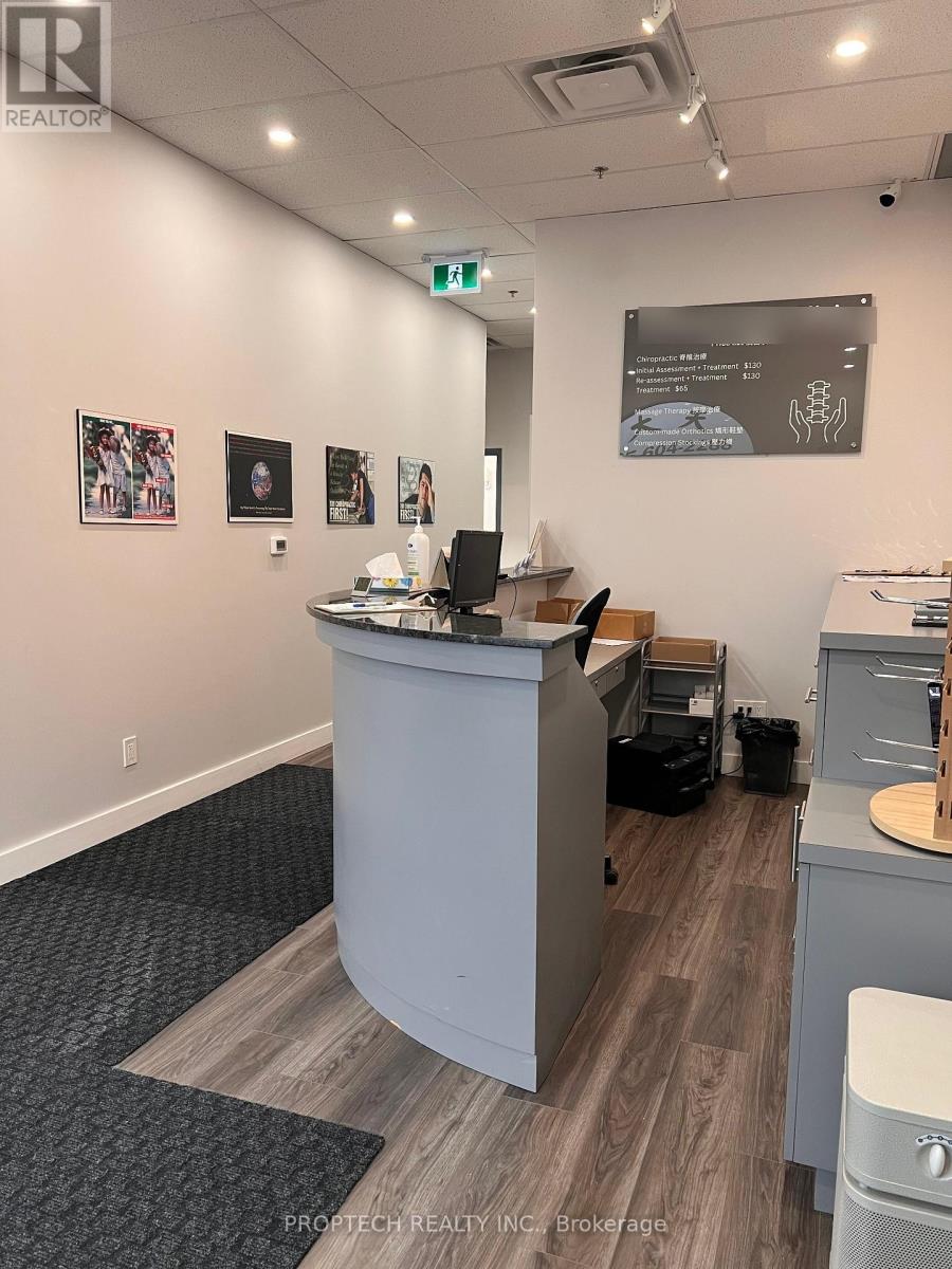 6 - 250 COCHRANE DRIVE, Markham (Buttonville), Ontario, L3R8E5 — Photo 2