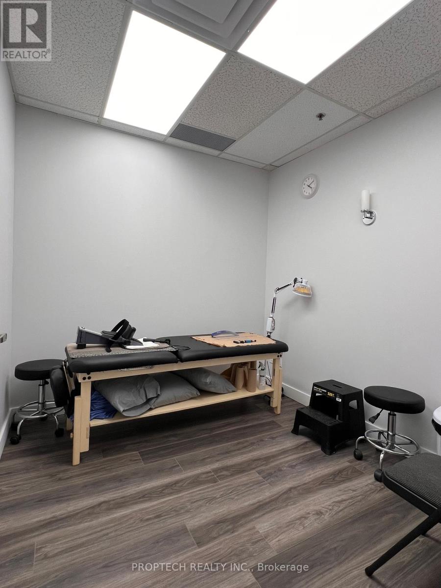 6 - 250 COCHRANE DRIVE, Markham (Buttonville), Ontario, L3R8E5 — Photo 8