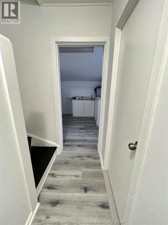 1058 CALIFORNIA, Windsor, Ontario, N9B2Z7 — Photo 11