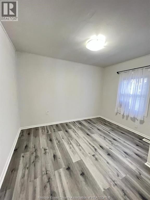 1058 CALIFORNIA, Windsor, Ontario, N9B2Z7 — Photo 9