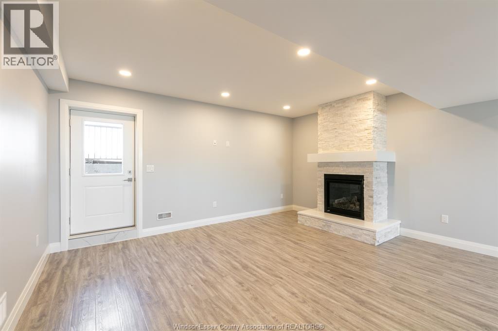 14 NOBLE, Amherstburg, Ontario, N9V0G3 — Photo 24