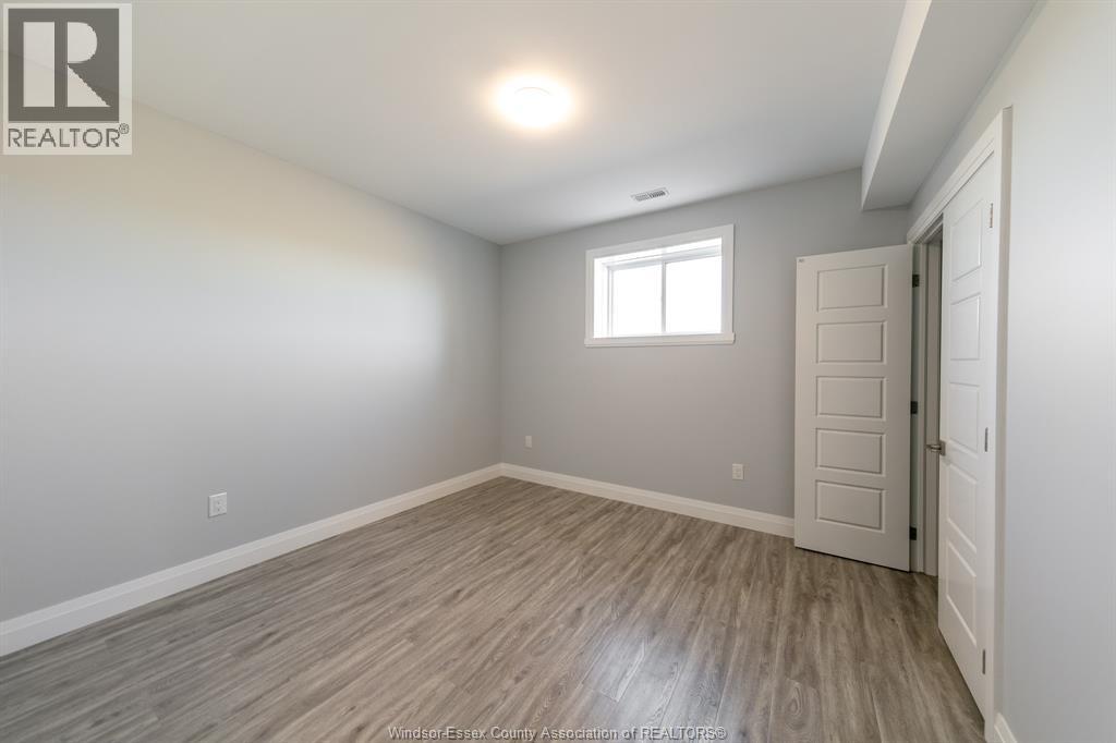 14 NOBLE, Amherstburg, Ontario, N9V0G3 — Photo 30